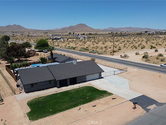 3rd image of 16830 Ocotilla Rd