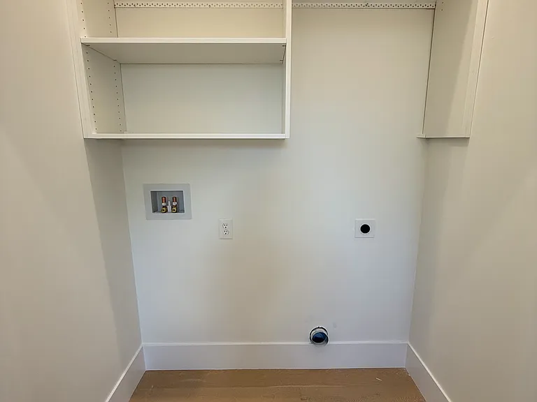 1448 Lexington Ave #A — Photo 16