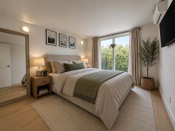 2nd image of 152 Manhattan Ave APT 4G
