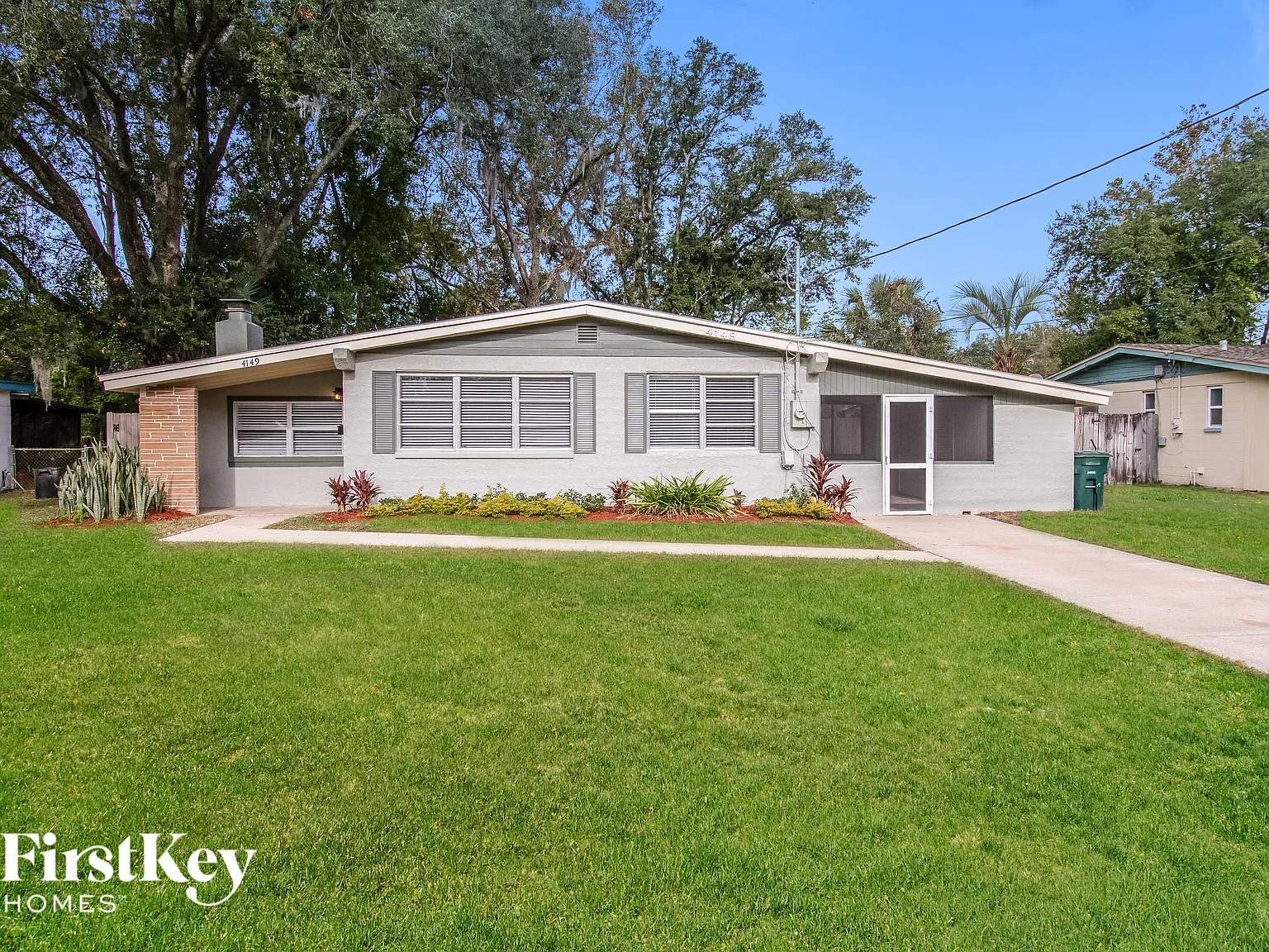 3 bed, 2.0 bath, 1350 sqft, $1,950 — Photo 1