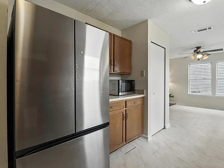2433 Harvest Moon Dr — Photo 8