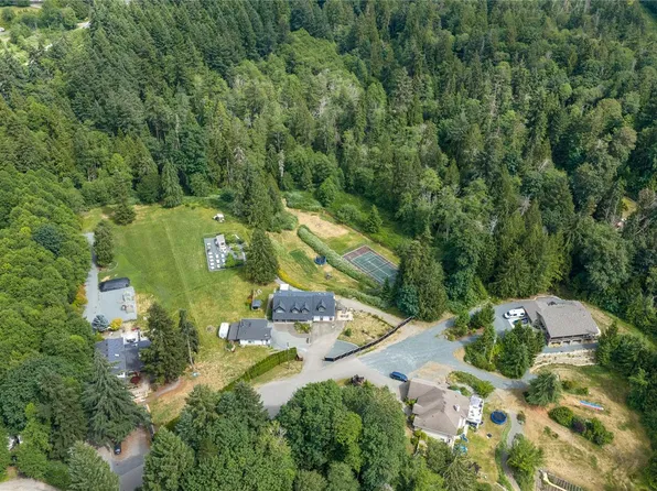 2620 Ross Rd, Nanaimo, BC V9P 9A6