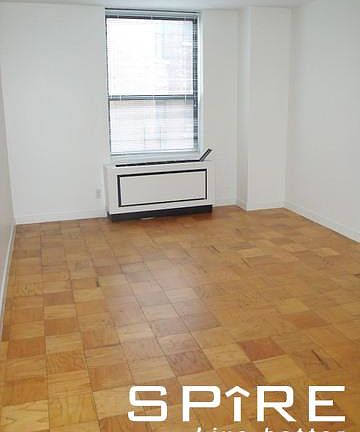 4th image of 247 W 87th St #4A