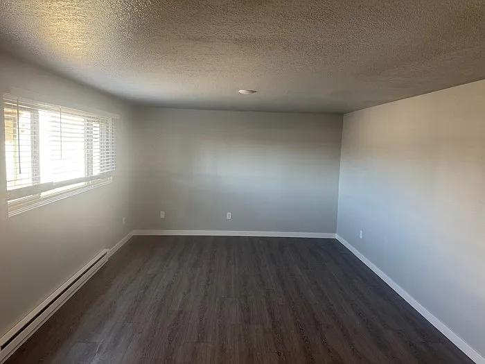 2 bed, 1.0 bath, $1,495 — Photo 3