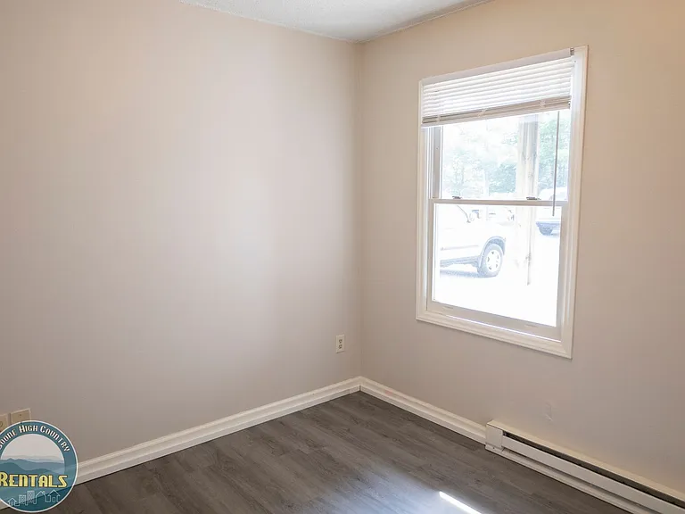 268 Faculty St — Photo 8