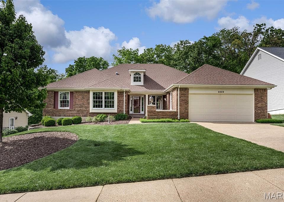 1st image of 2359 Fairoyal Dr