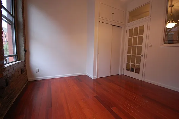 Rented by REAL New York | media 12