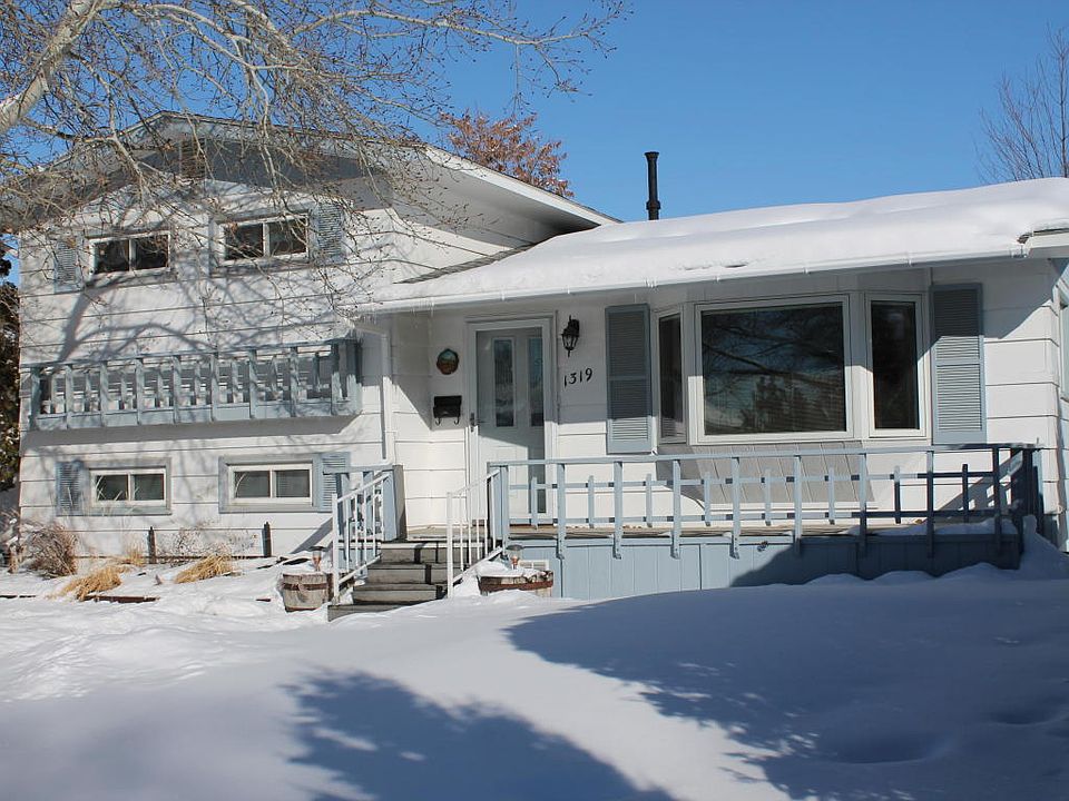 1st image of 1319 16th St S