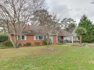 215 Sir Oliver Rd, Norfolk, VA 23505