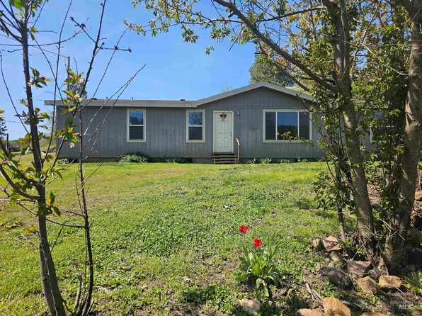32178 South Rd, Kendrick, ID 83537