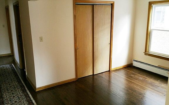 4th image of 6642 W Belmont Ave APT 2