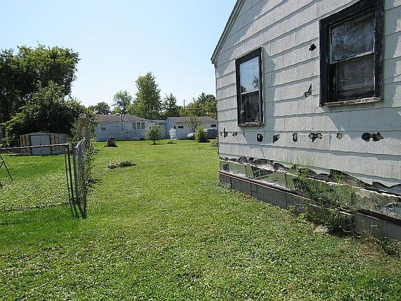 4th image of 4408 Randolph St #2
