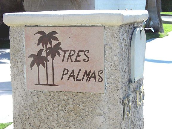 Tres Palms Bed & Breakfast
