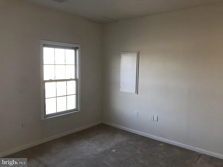 414 Main St #300 — Photo 7