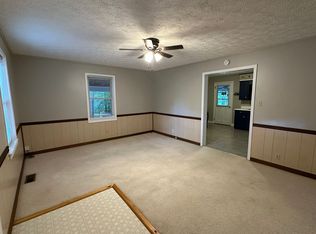 141 Pinecrest Dr, Hartwell, GA 30643