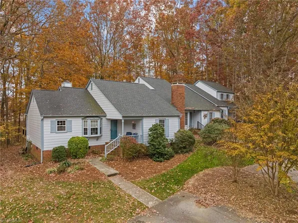 930 Chatfield Dr #A, Jamestown, NC 27282