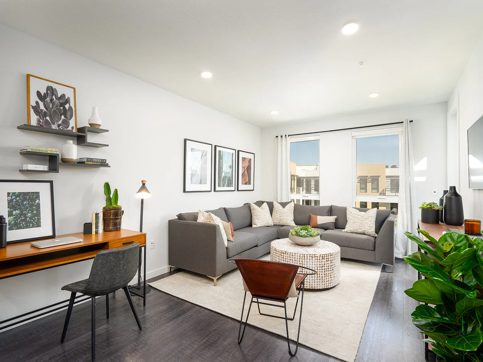 MV Apartments — Photo 2
