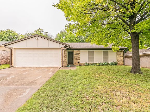 2nd image of 700 Panay Way Dr