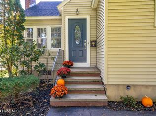 3 Continental Rd, Schenectady, NY 12306
