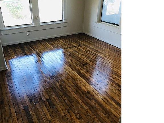 5th image of 1814 W Mayfield Blvd