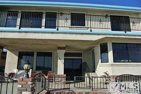 5th image of 18225 Harbor Dr