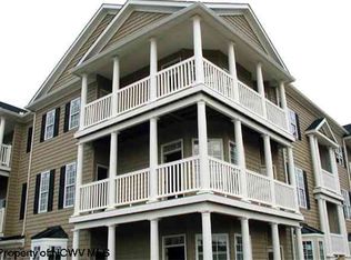 1135 Suncrest Vlg, Morgantown, WV 26505