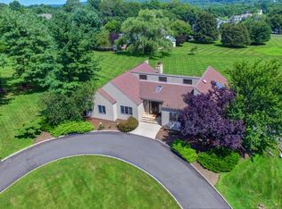 14 Springdale Ln, Warren, NJ 07059