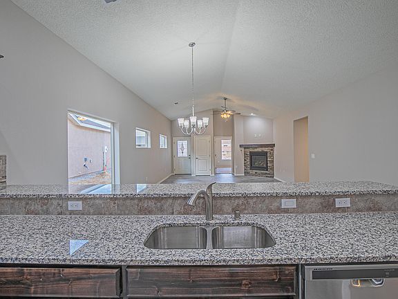 5th image of 2640 Scarlet Sage St SW