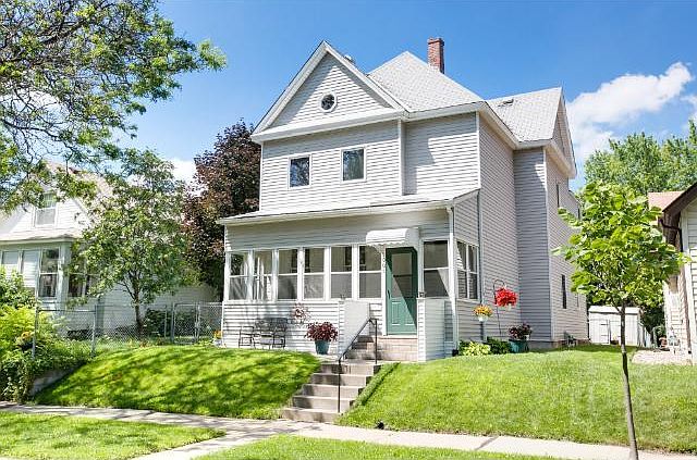1st image of 901 Margaret St