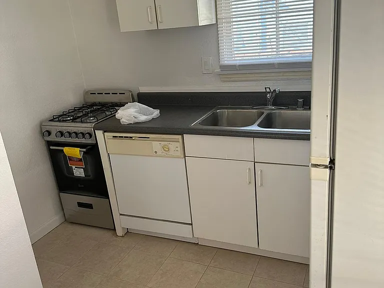1425.5 S Beverly Dr #1425.5 — Photo 7