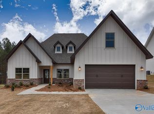 2534 Cherokee Ridge Dr, Union Grove, AL 35175