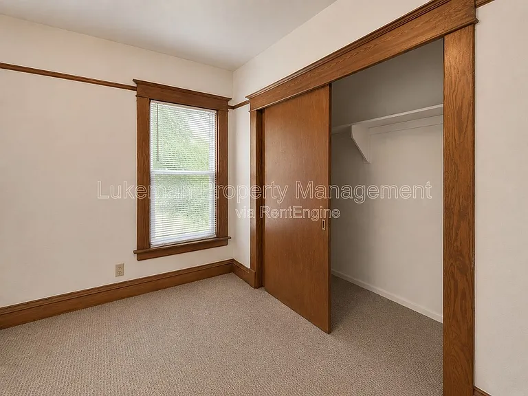 1104 Washington Ave #2 — Photo 9