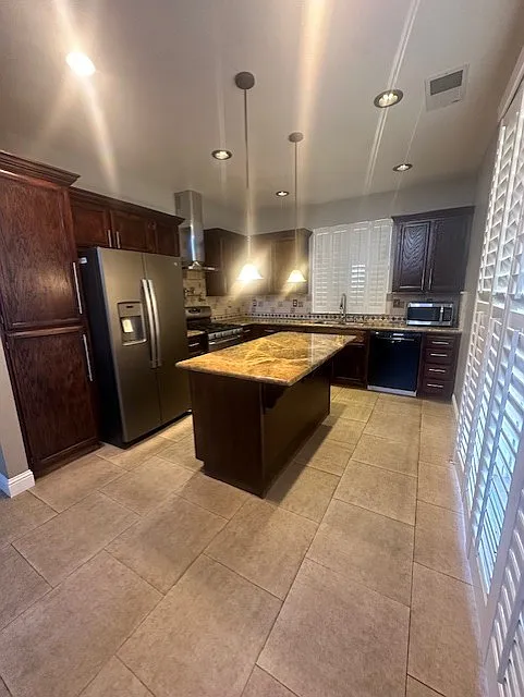 4712 Brookside Circle - 1 — Photo 2