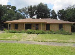 6235 Ruby Ct, Baton Rouge, LA 70805