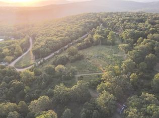 3541 Madison St #2405, Huntsville, AR 72740