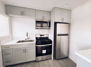 Harbor Blvd Apts., Costa Mesa, CA 92627
