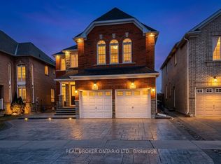 5218 Oscar Peterson Blvd, Mississauga, ON L5M0E1