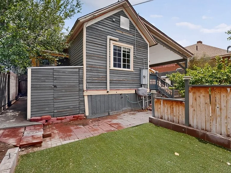 119 Walter St NE — Photo 38