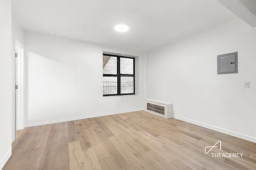 160 E 91st St #2O Photo 1