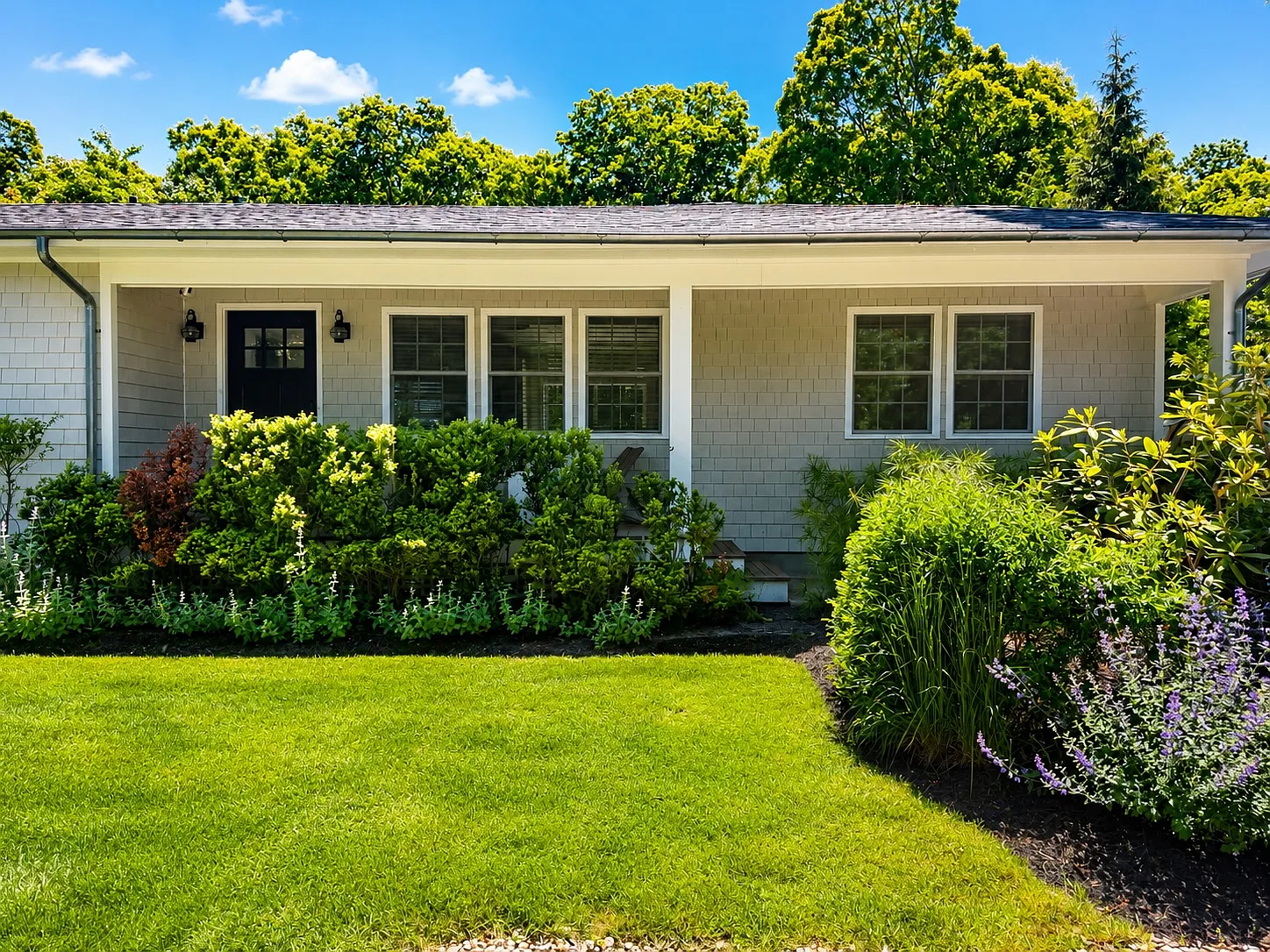 A Turnkey Springs Retreat for Summer Entertaining — Photo 3
