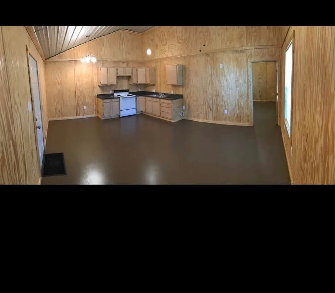 1 bed, 1000 sqft, $1,300 — Photo 1