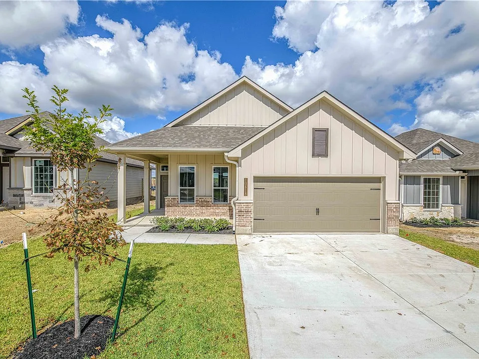 10618 Burgundy Berry Way