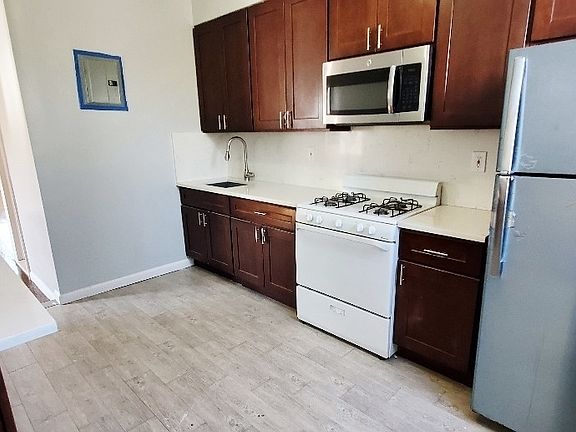 3rd image of 32-21 97th St #2