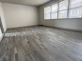 479 3rd St #3, Pitcairn, PA 15140