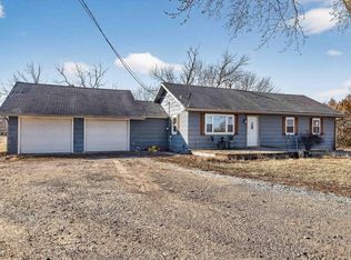 16325 R Rd, Mayetta, KS 66509