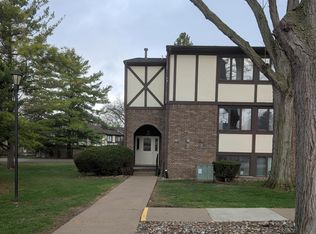 6165 Innkeepers Ct APT 86, East Lansing, MI