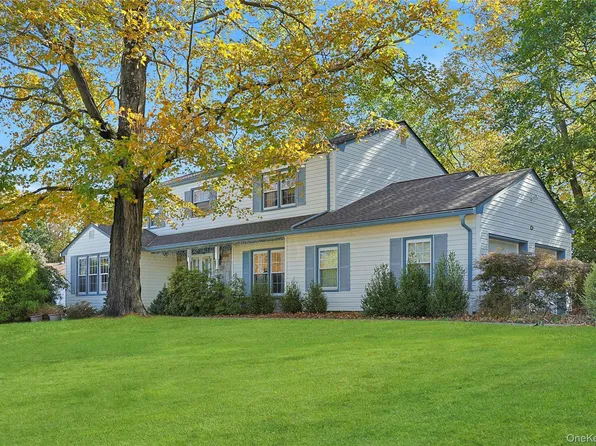 2 Lancaster Drive, Suffern, NY 10901