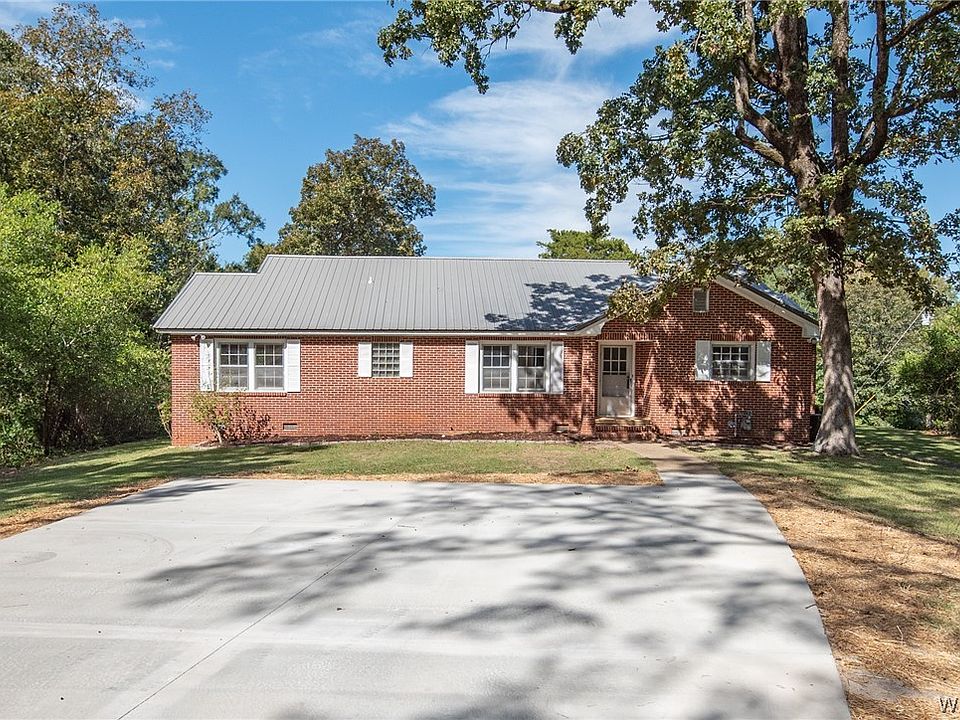1st image of 2108 Lavera Dr