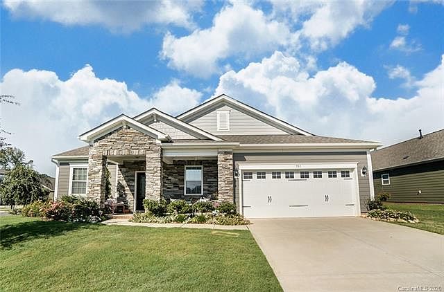 1st image of 701 Blue Violet Ln