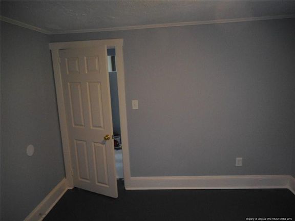 5th image of 5010 Hodge St